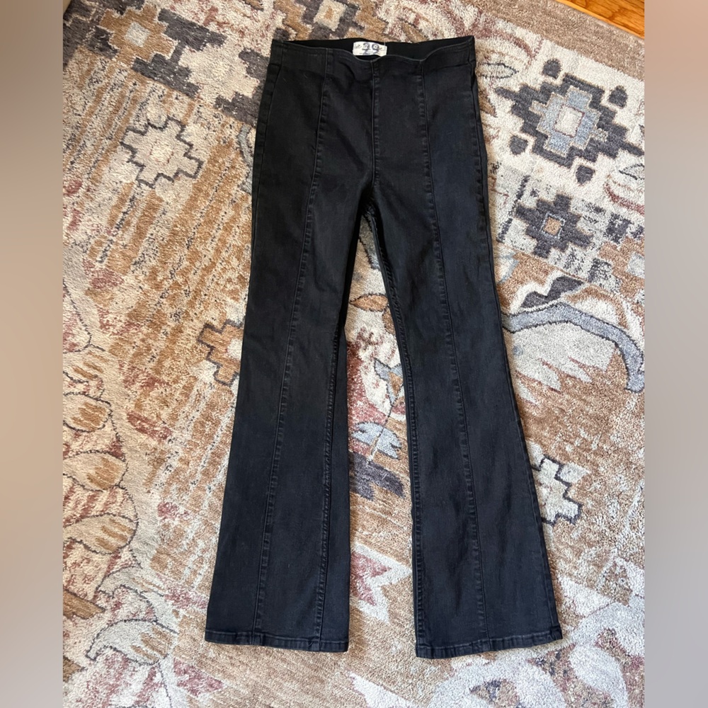 Free People Pull on Flares - Picture 5 of 6